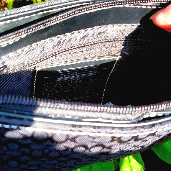 Lot of Two Mini Bags Purses Handbags - Picture 5 of 7